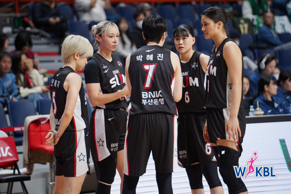 251217 BNK썸 vs 하나은행